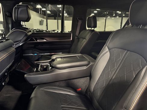 Used 2025 Jeep Grand Wagoneer L Series III w/ Quick Order Packagew 28T image 31