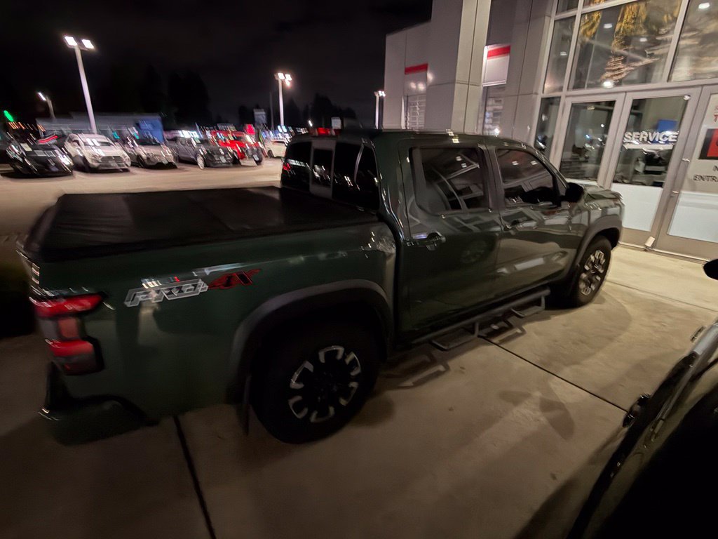 Used 2022 Nissan Frontier PRO-4X w/ Technology Package AWD/4WD image 7