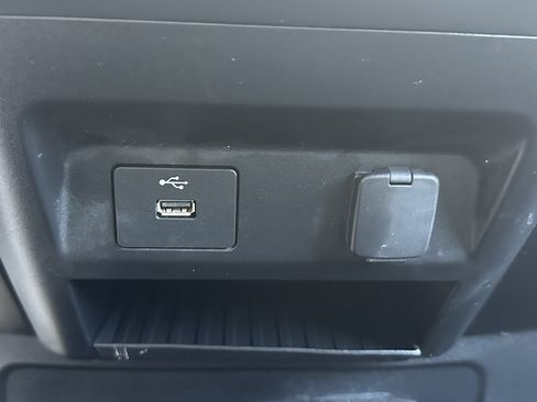 Used 2020 Ford F150 XL w/ Equipment Group 101A Mid AWD/4WD image 35