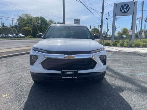 Used 2024 Chevrolet TrailBlazer LS w/ LS Confidence Package AWD/4WD image 8