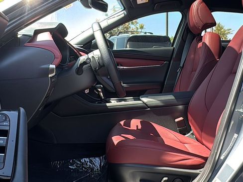 New 2026 MAZDA MAZDA3 Hatchback w/Premium Plus Pkg image 22