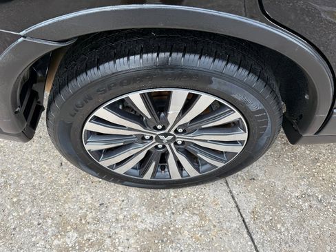 Used 2020 Mitsubishi Outlander ES image 11