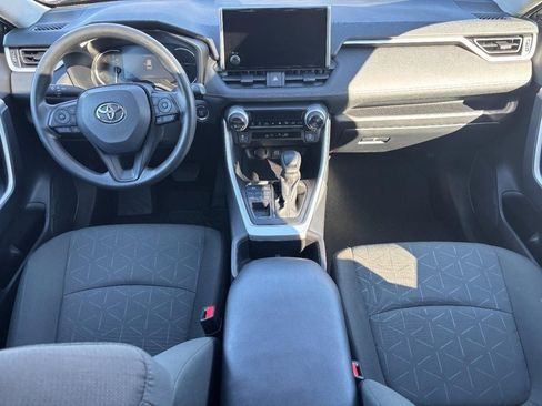 Used 2024 Toyota RAV4 XLE image 17