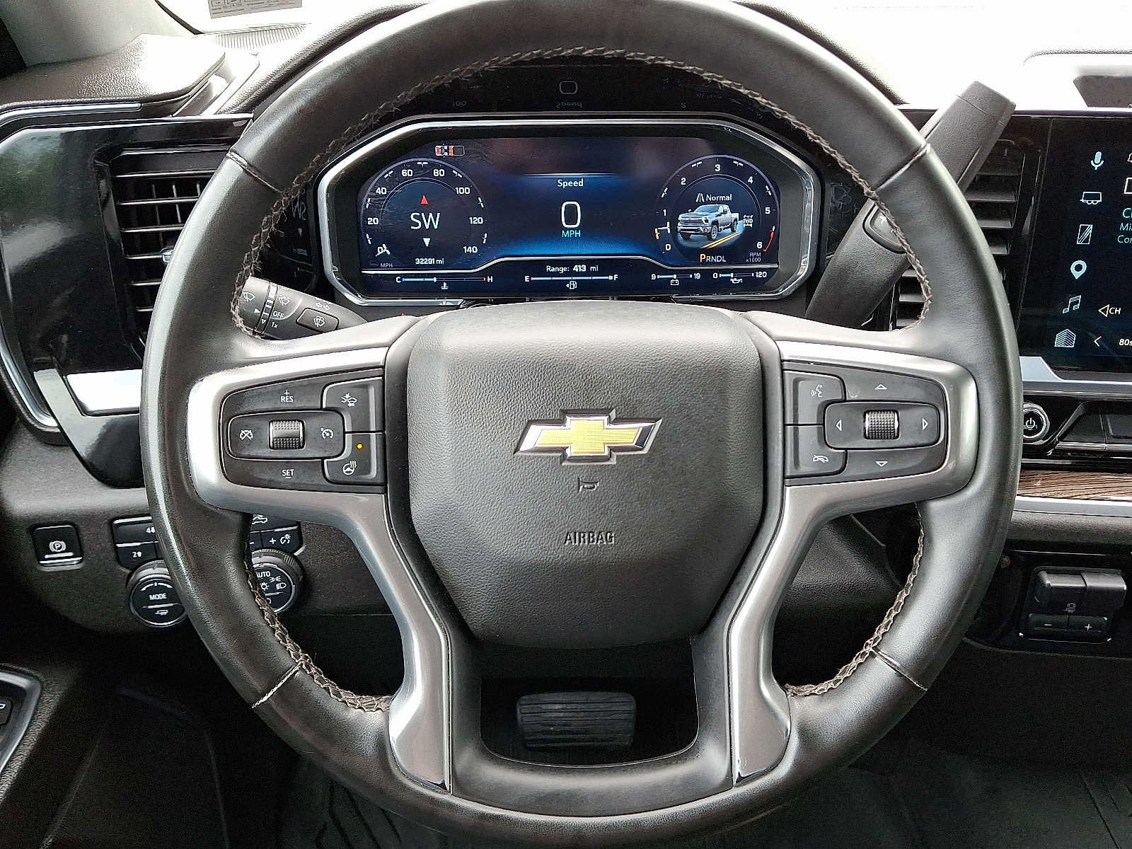 Used 2024 Chevrolet Silverado 2500 LT w/ Convenience Package AWD/4WD image 19