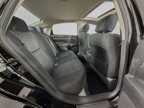 Used 2017 Nissan Altima 2.5 SV w/ Convenience Package image 25