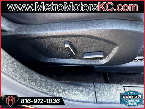 Used 2018 Ford Fusion SE w/ Fusion SE Technology Package image 40