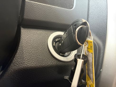 Used 2019 RAM 1500 Big Horn AWD/4WD image 22