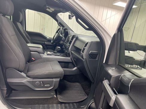 Used 2018 Ford F150 XLT w/ Equipment Group 302A Luxury AWD/4WD image 22