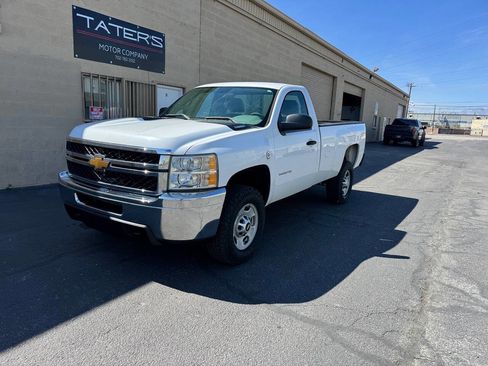 Used 2013 Chevrolet Silverado 2500 W/T image 3