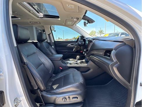 Used 2020 Chevrolet Traverse Premier w/ Redline Edition FWD image 29