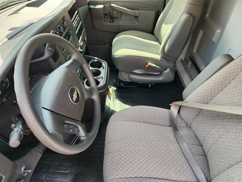 New 2025 Chevrolet Express 3500 w/ Power Convenience Package image 11