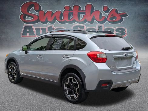 Used 2014 Subaru Crosstrek 2.0i Premium w/ Moonroof Package AWD/4WD image 4