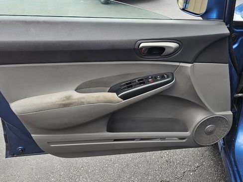 Used 2010 Honda Civic LX image 11