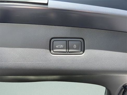 New 2026 Genesis GV70 2.5T AWD/4WD image 18