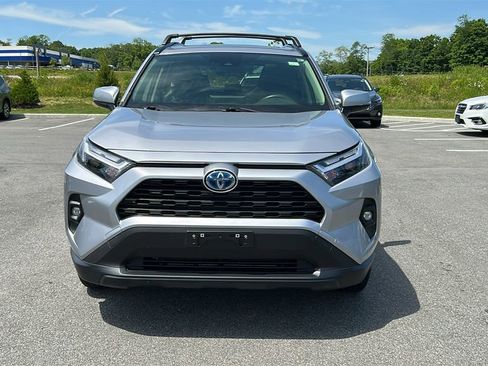 Used 2023 Toyota RAV4 XLE Premium AWD/4WD image 2