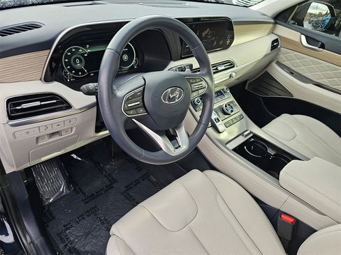 Used 2022 Hyundai Palisade Calligraphy image 22
