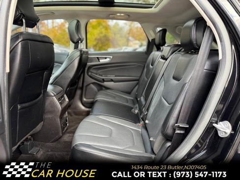 Used 2018 Ford Edge Titanium w/ Technology Package image 18