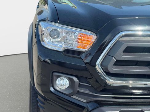 Certified 2023 Toyota Tacoma SR5 w/ SX Package image 7