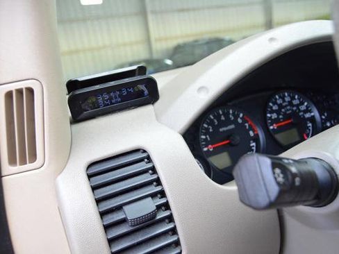 Used 2013 Nissan Frontier SV image 26