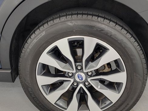 Used 2023 Subaru Outback Limited AWD/4WD image 11