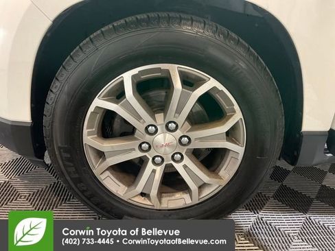 Used 2013 GMC Acadia SLT image 26