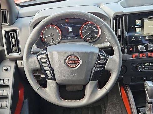 Certified 2025 Nissan Frontier Pro-X RWD image 25