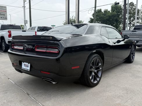 Used 2023 Dodge Challenger R/T Scat Pack w/ Plus Package RWD image 5