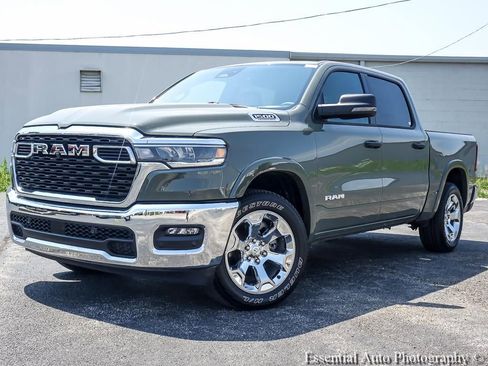 Used 2026 RAM 1500 Big Horn AWD/4WD image 2