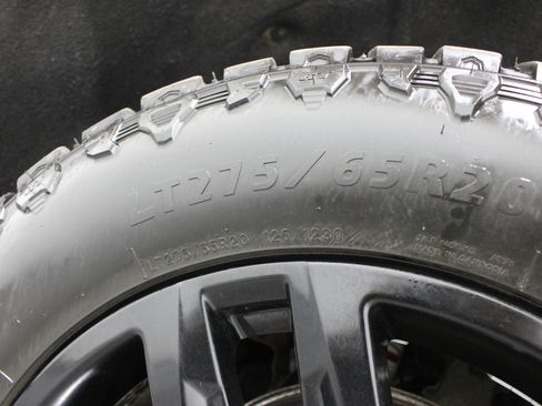 Used 2022 Chevrolet Silverado 1500 LT Trail Boss w/ LT Trail Boss Premium Package AWD/4WD image 36