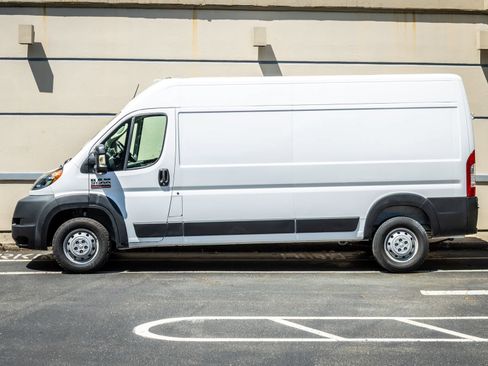 Used 2022 RAM ProMaster 2500 FWD image 4