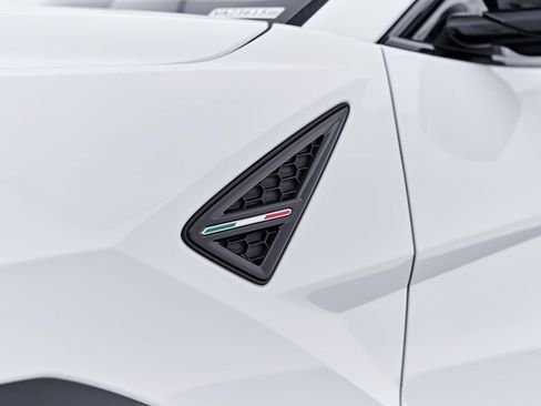 Used 2023 Lamborghini Urus S AWD/4WD image 20