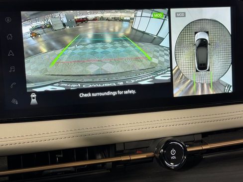 Used 2024 Nissan Ariya FWD image 21