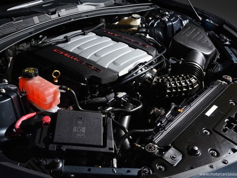 Used 2021 Chevrolet Camaro LT image 39