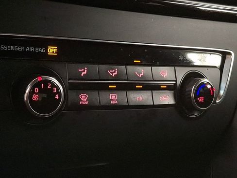 Used 2016 Kia Optima LX image 11