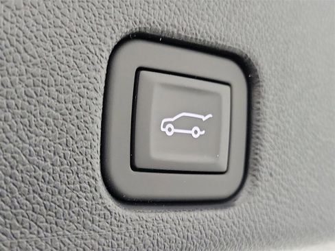 New 2025 GMC Acadia Elevation w/ Super Cruise Package image 30