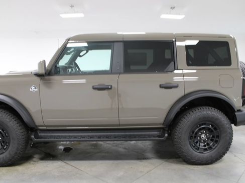 New 2026 Ford Bronco Outer Banks w/ Sasquatch Package AWD/4WD image 5