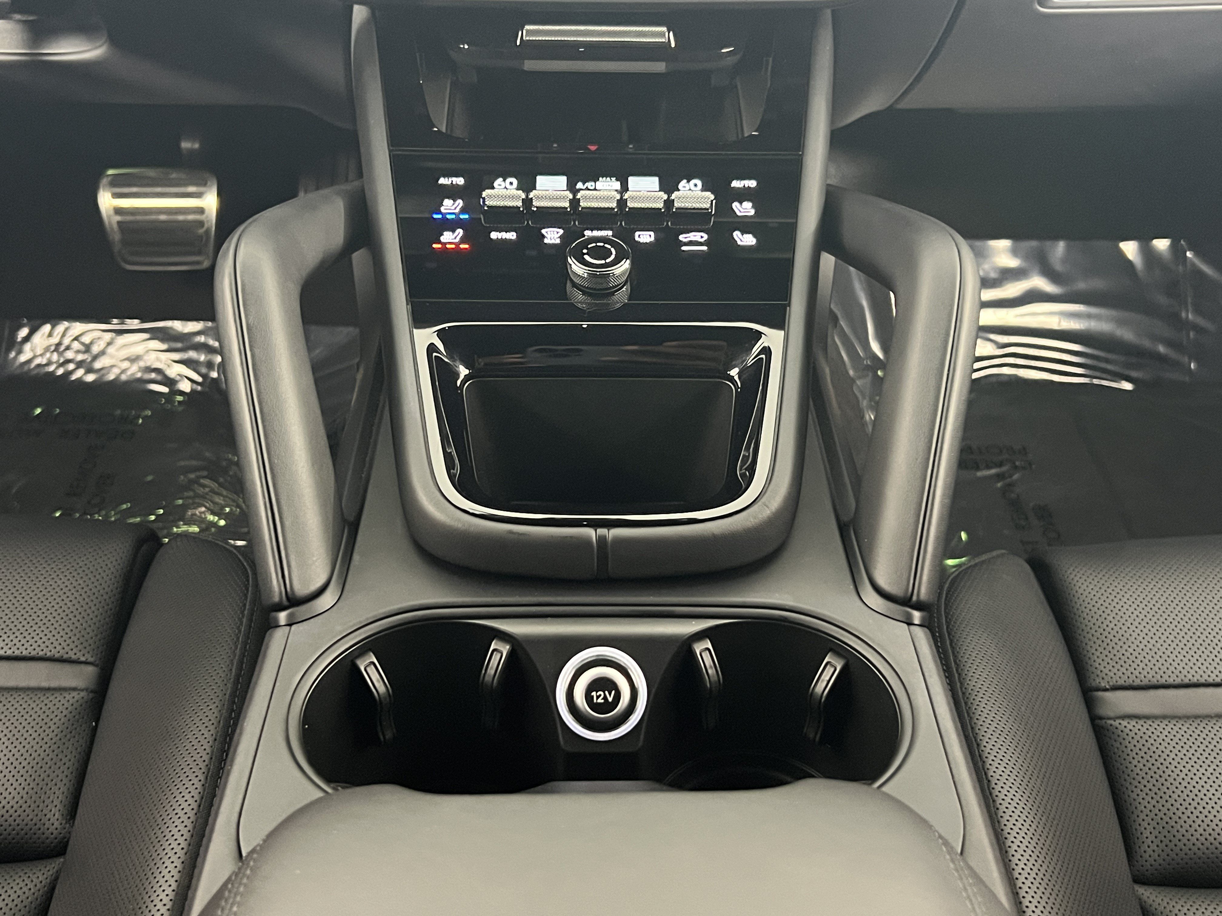Certified 2024 Porsche Cayenne S AWD/4WD image 20