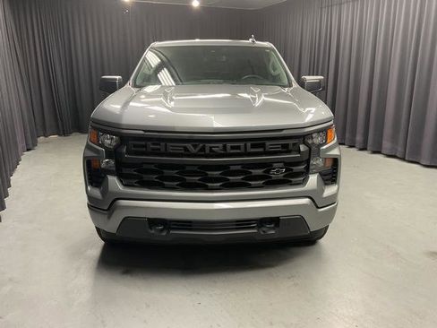 Used 2025 Chevrolet Silverado 1500 Custom w/ Turbomax Blackout Package AWD/4WD image 8