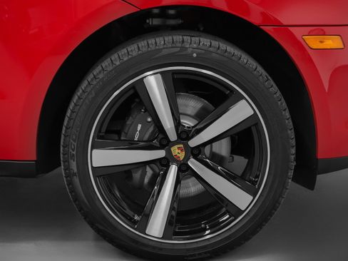 Certified 2026 Porsche Macan AWD/4WD image 16