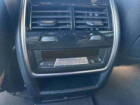 Used 2023 BMW X5 xDrive45e w/ M Sport Package image 12