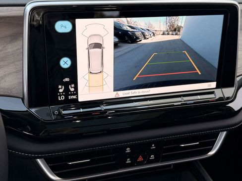 New 2026 Volkswagen Atlas SE image 14