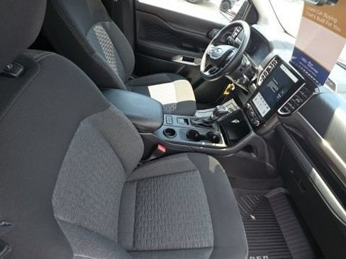 Certified 2025 Ford Ranger XLT w/ Chrome Accent Package RWD image 15