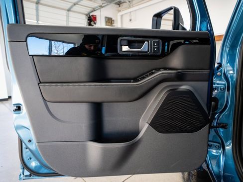 Used 2024 INEOS Grenadier Base image 31