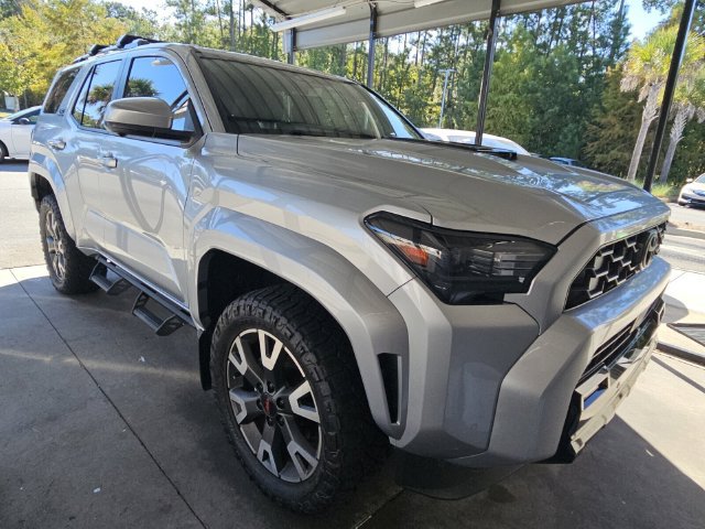 Used 2025 Toyota 4Runner TRD Sport Premium AWD/4WD image 5