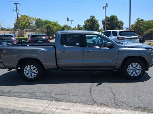 Certified 2024 Nissan Frontier SV w/ Technology Package RWD image 5
