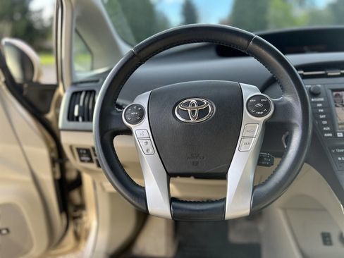 Used 2010 Toyota Prius Five FWD image 20