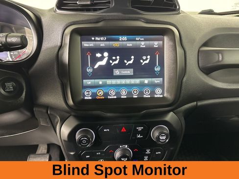 Used 2022 Jeep Renegade Altitude w/ Convenience Group image 15