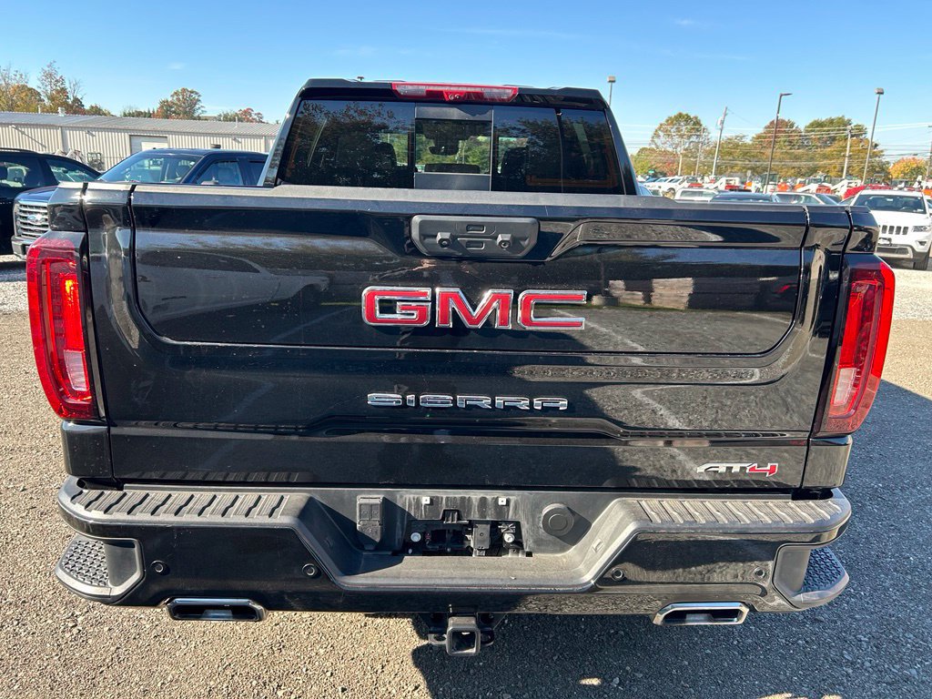 Used 2026 GMC Sierra 1500 AT4 w/ AT4 Premium Package AWD/4WD image 9