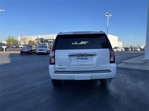 Used 2019 GMC Yukon Denali w/ Denali Ultimate Package image 4