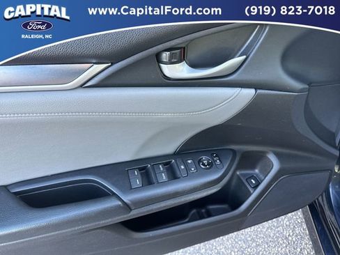 Used 2016 Honda Civic Touring image 20